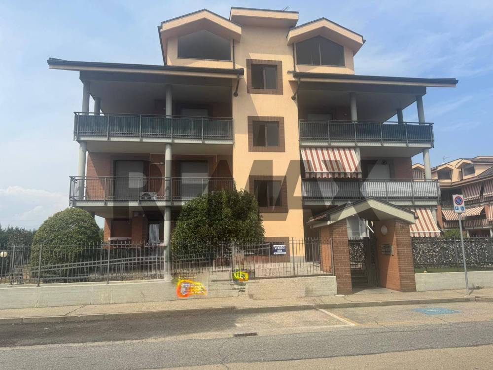 appartamento in vendita a Beinasco in zona Fornaci