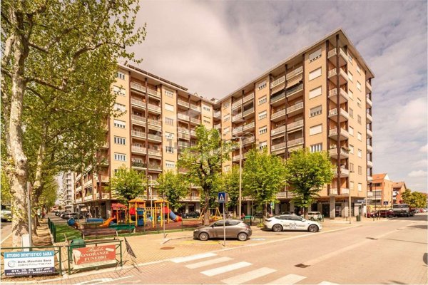 appartamento in vendita a Beinasco in zona Borgaretto