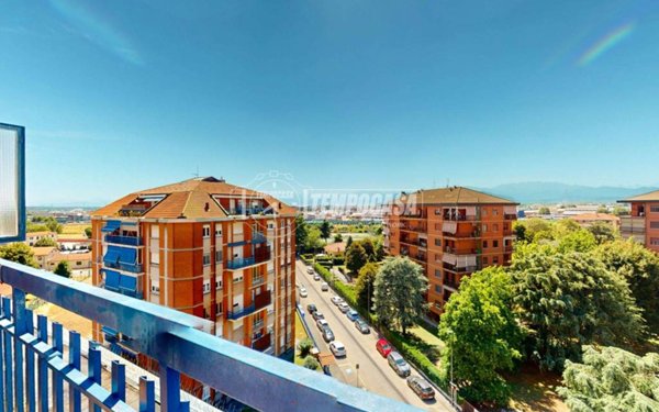 appartamento in vendita a Beinasco in zona Fornaci