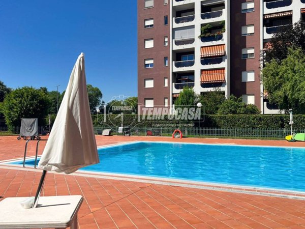 appartamento in vendita a Beinasco in zona Fornaci
