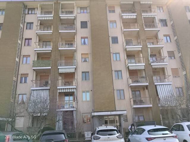 appartamento in vendita a Beinasco in zona Borgaretto