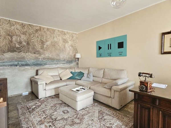 appartamento in vendita a Beinasco in zona Fornaci