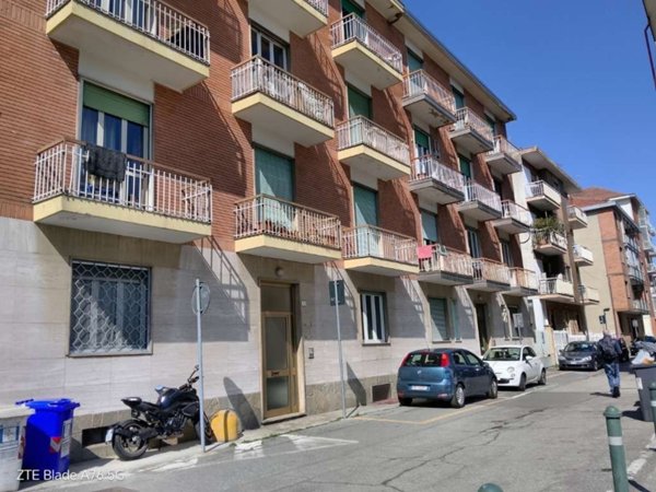 appartamento in vendita a Beinasco in zona Borgaretto