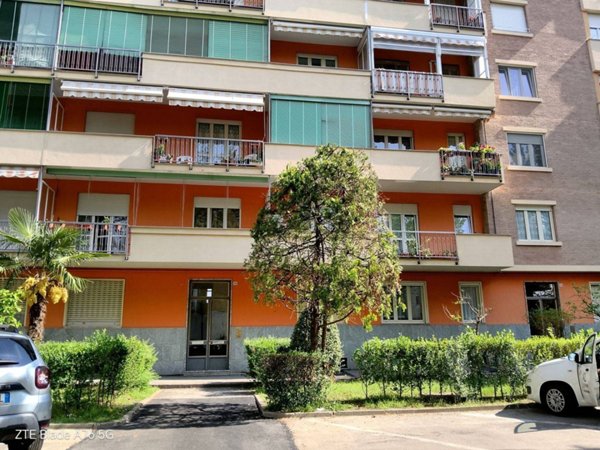 appartamento in vendita a Beinasco in zona Borgaretto