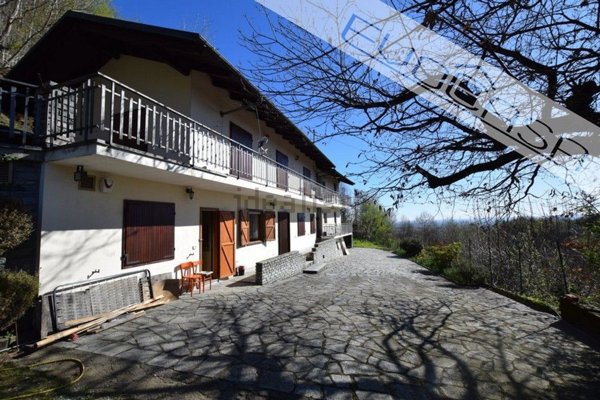 casale in vendita a Bibiana