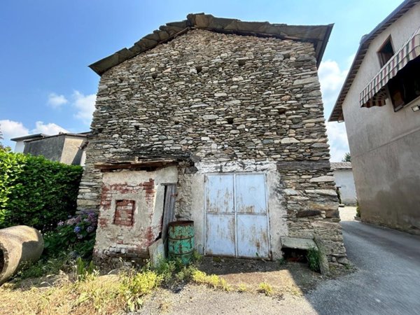 locale di sgombero in vendita a Bibiana