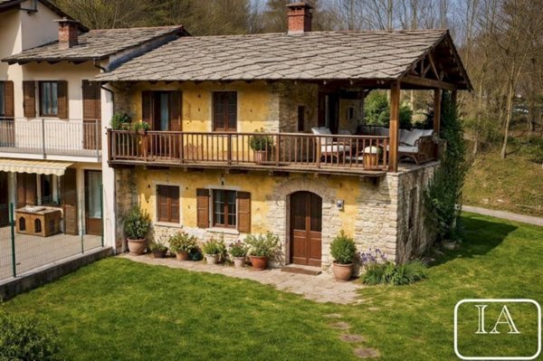 casale in vendita a Bibiana