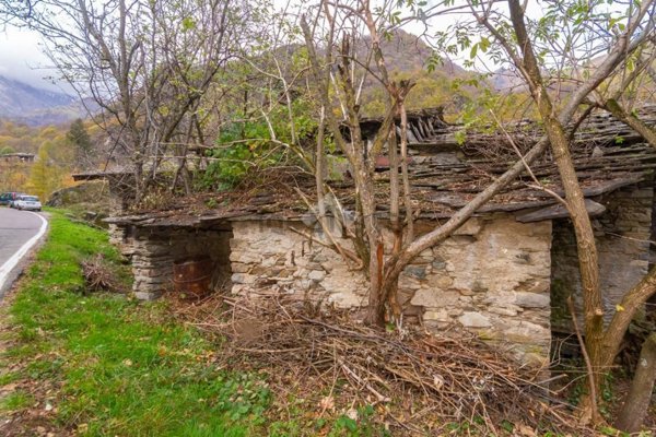 casale in vendita a Bobbio Pellice in zona Villanova