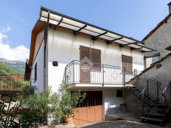 casa indipendente in vendita a Bobbio Pellice