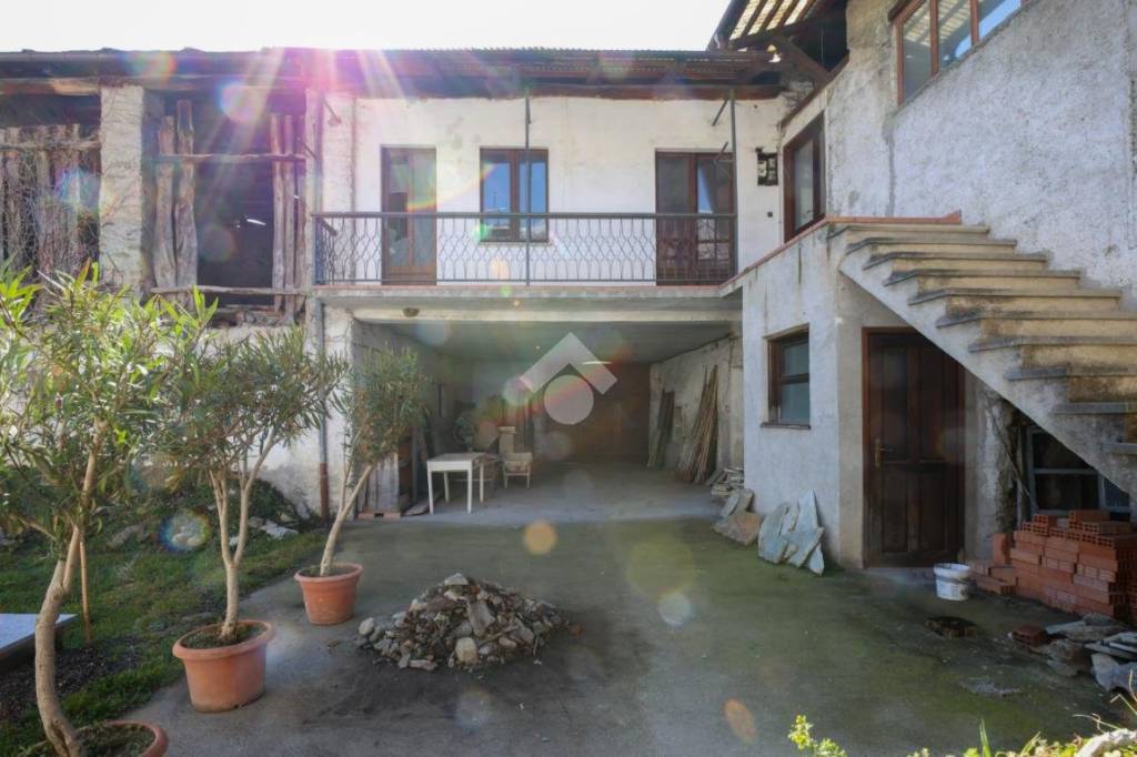 casa indipendente in vendita a Bobbio Pellice
