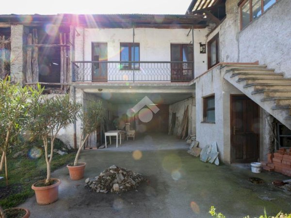 casa indipendente in vendita a Bobbio Pellice
