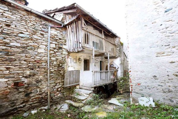 casale in vendita a Bobbio Pellice in zona Villanova