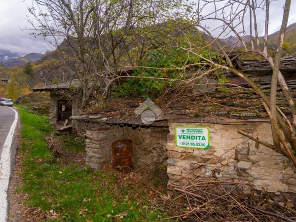 casale in vendita a Bobbio Pellice in zona Villanova