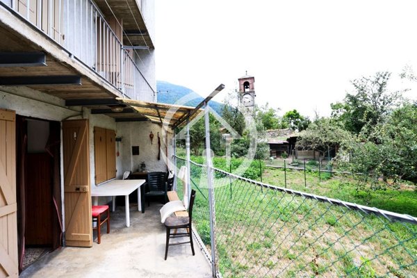 casa indipendente in vendita a Bobbio Pellice in zona Chiot