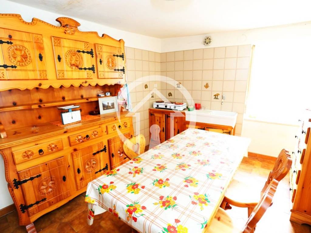 casa indipendente in vendita a Bobbio Pellice in zona Chiot