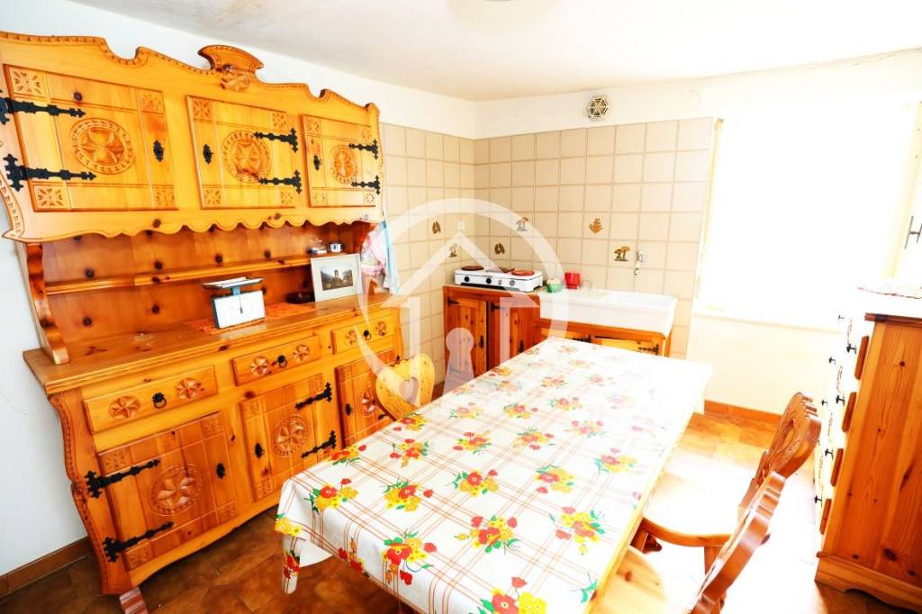 casa indipendente in vendita a Bobbio Pellice in zona Chiot