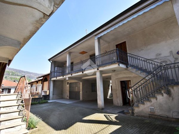 casa semindipendente in vendita a Bollengo