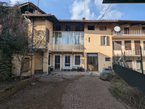 casa indipendente in vendita a Bollengo