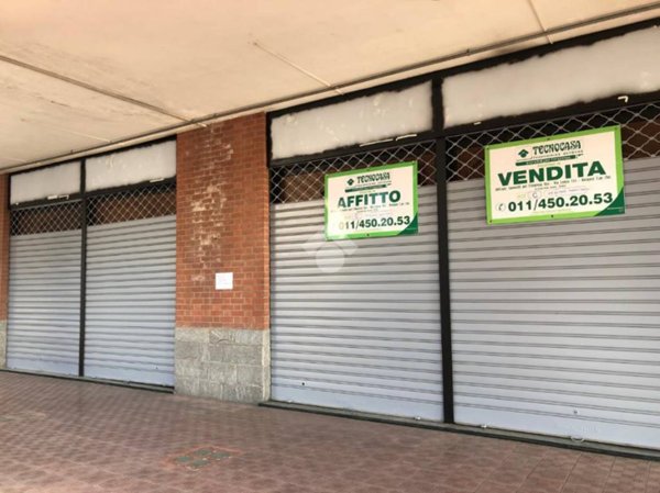 locale commerciale in vendita a Borgaro Torinese