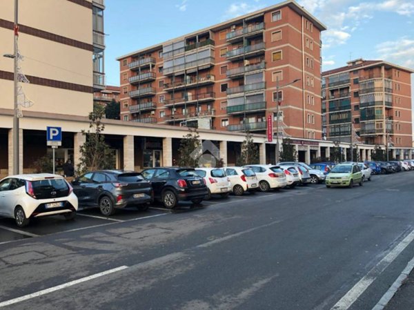 negozio in vendita a Borgaro Torinese