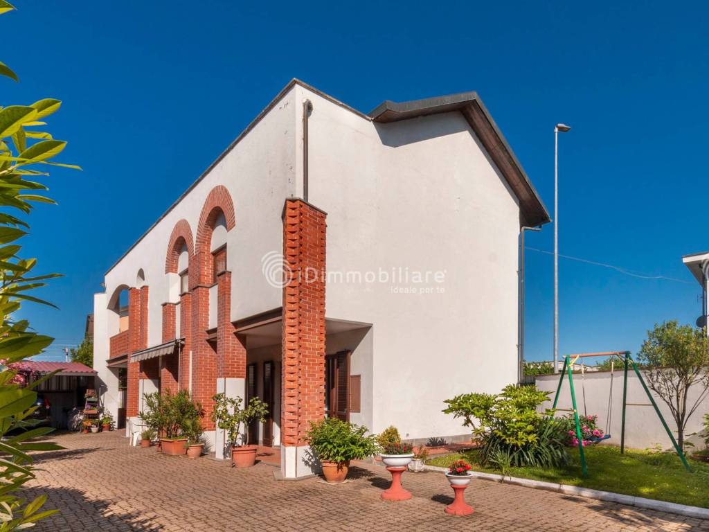 casa indipendente in vendita a Borgaro Torinese