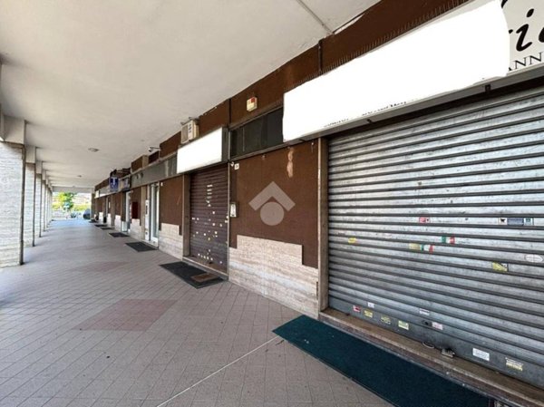 negozio in vendita a Borgaro Torinese