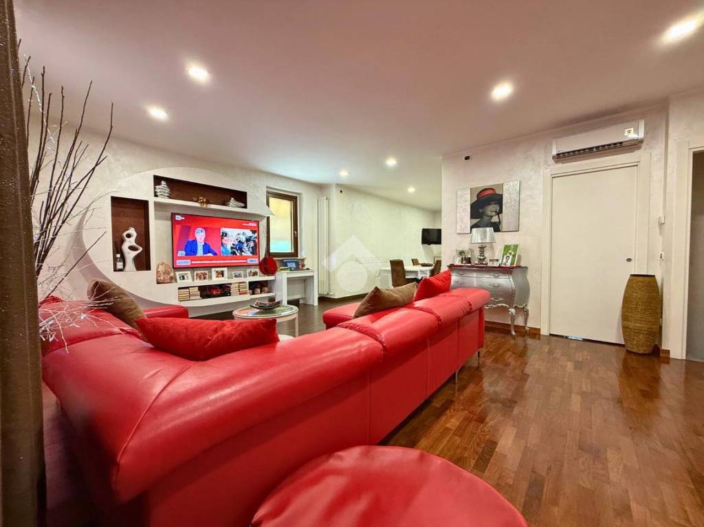 appartamento in vendita a Borgaro Torinese