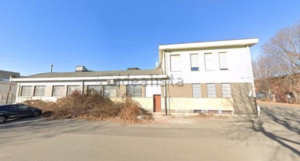 locale di sgombero in vendita a Borgaro Torinese