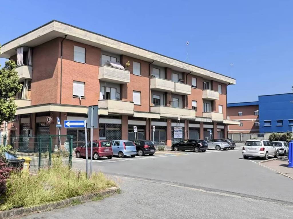 intera palazzina in vendita a Borgaro Torinese