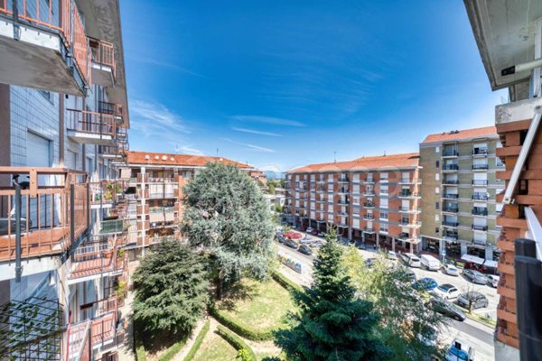 appartamento in vendita a Borgaro Torinese