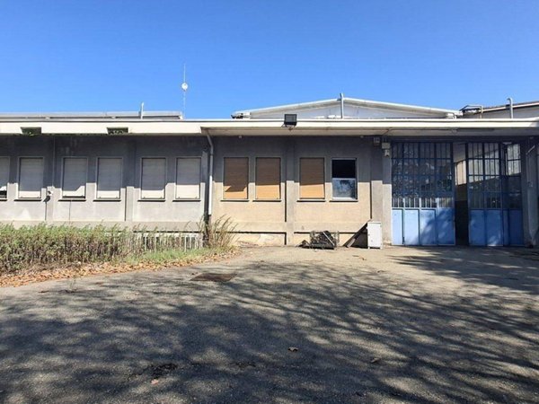 capannone in vendita a Borgaro Torinese