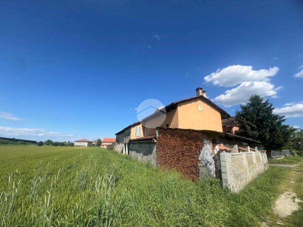 casale in vendita a Borgaro Torinese