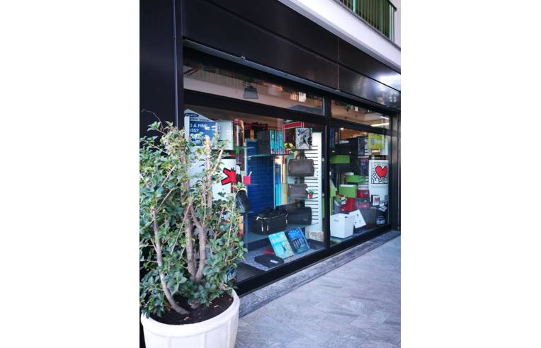 negozio in vendita a Borgaro Torinese