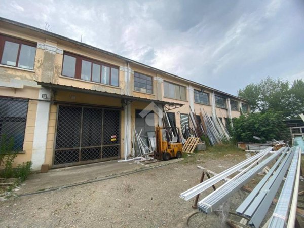 locale commerciale in vendita a Borgaro Torinese