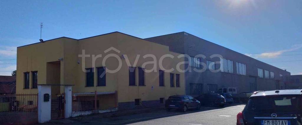 locale commerciale in vendita a Borgaro Torinese