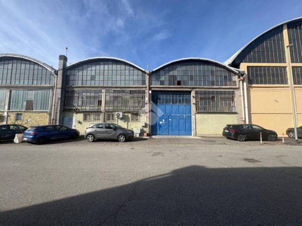 locale commerciale in vendita a Borgaro Torinese