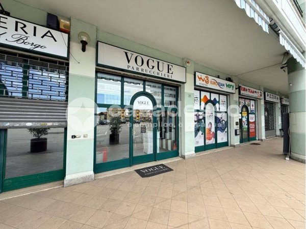 negozio in vendita a Borgaro Torinese