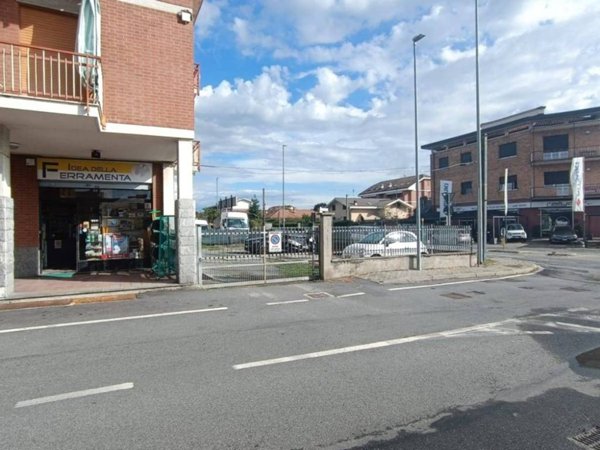 box auto in vendita a Borgaro Torinese