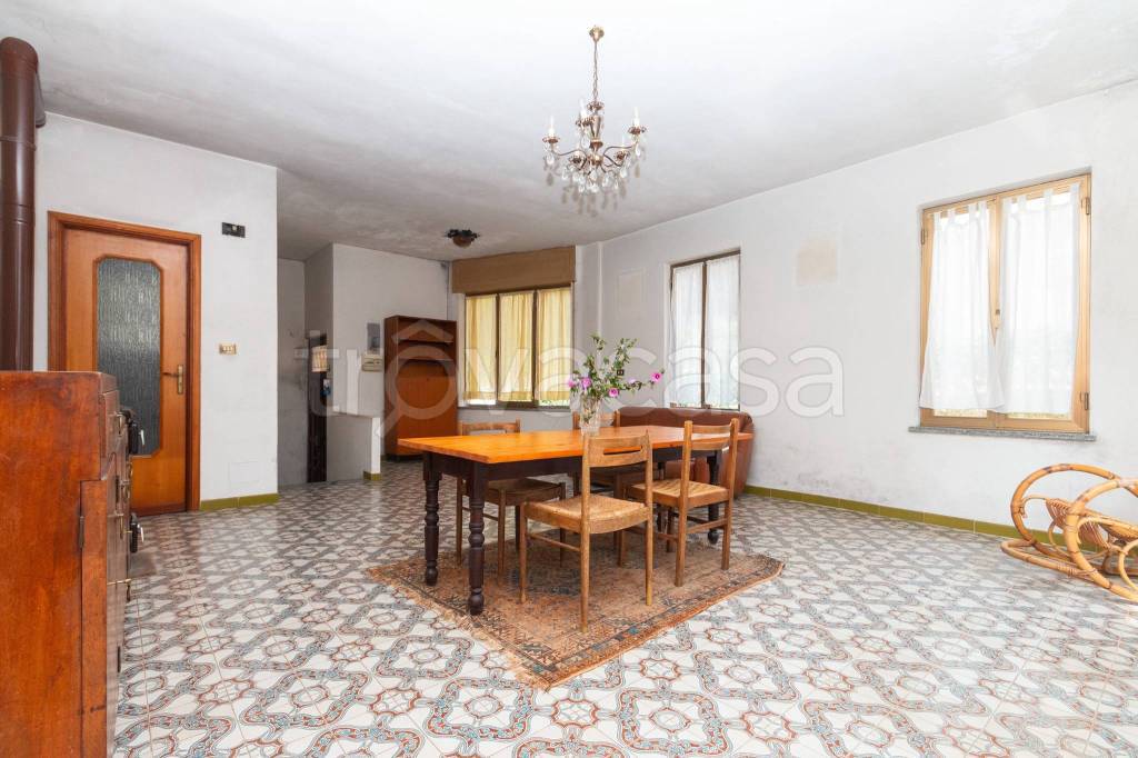 casa indipendente in vendita a Borgiallo