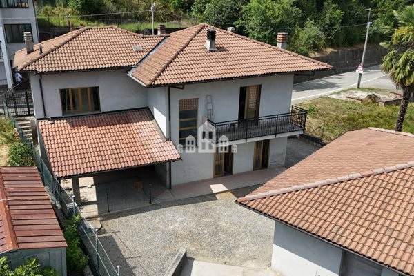 casa indipendente in vendita a Borgiallo