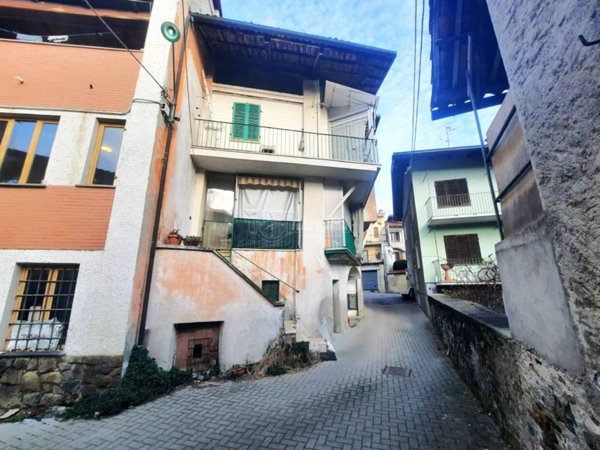 casa indipendente in vendita a Borgofranco d'Ivrea
