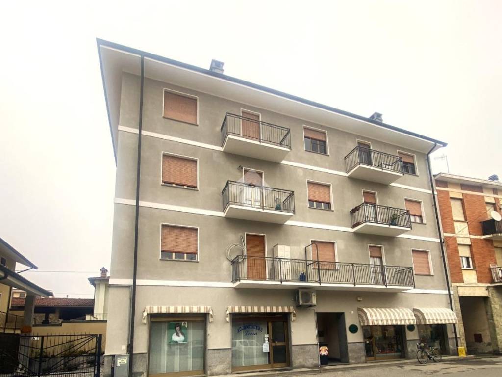 appartamento in vendita a Borgofranco d'Ivrea