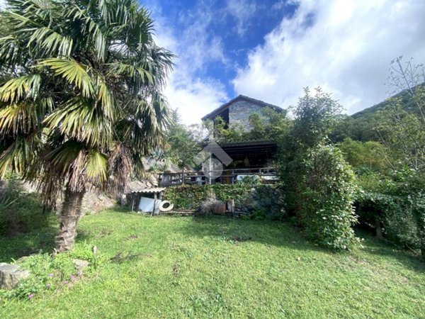 casa indipendente in vendita a Borgofranco d'Ivrea