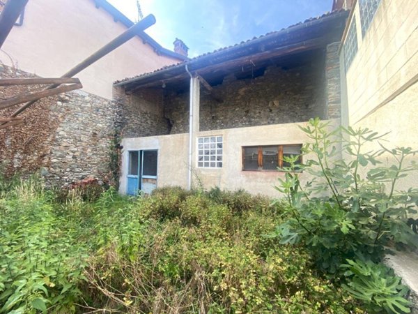 casale in vendita a Borgofranco d'Ivrea