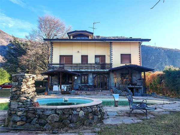 casa indipendente in vendita a Borgofranco d'Ivrea