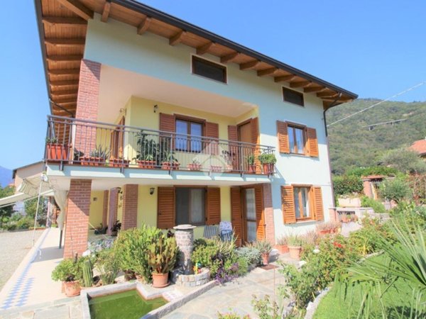 casa indipendente in vendita a Borgofranco d'Ivrea