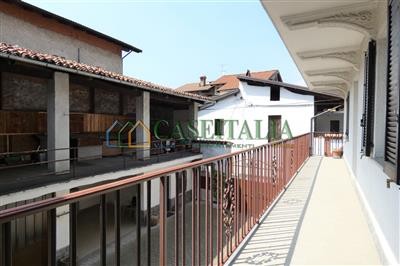 casa indipendente in vendita a Borgofranco d'Ivrea