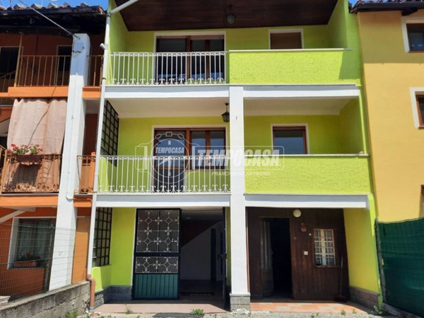 casa indipendente in vendita a Borgofranco d'Ivrea