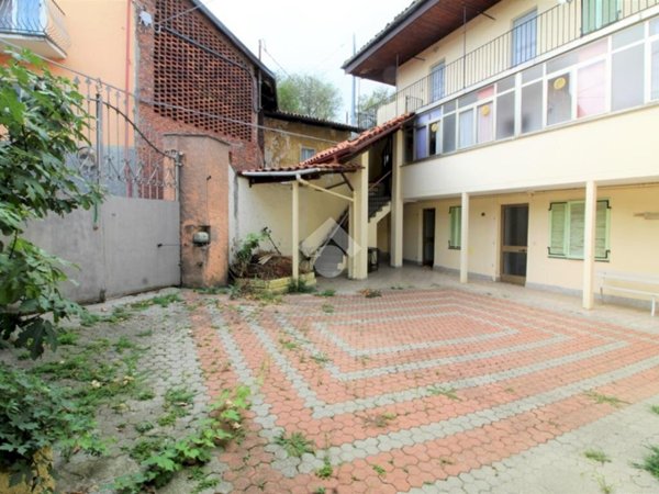 casa semindipendente in vendita a Borgofranco d'Ivrea