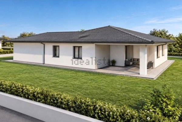 casa indipendente in vendita a Borgofranco d'Ivrea